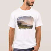 Der Golfplatz Makai in Princeville T-Shirt (Vorderseite)