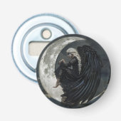 Der gotische Engel sitzt auf dem Mond Flaschenöffner (Vorderseite)