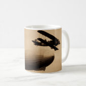 Der Graf Zeppelin nähert sich New York City 1928 Kaffeetasse (VorderseiteRechts)