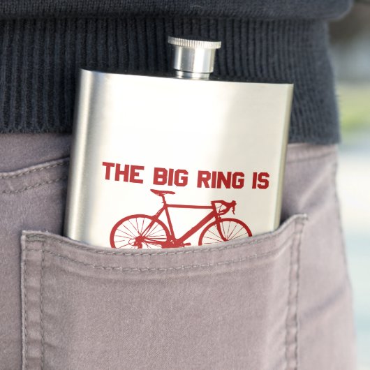 Der große Ring ist für das Klettern Flachmann (Beispiel)