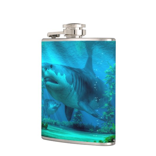 Der größte Haifisch Flachmann (Links)