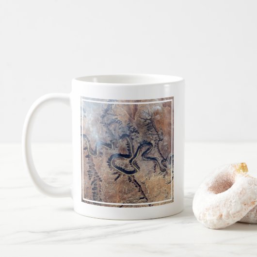 Der grüne Fluss mit seinen Nebenschluchten in Utah Kaffeetasse (Mit Donut)