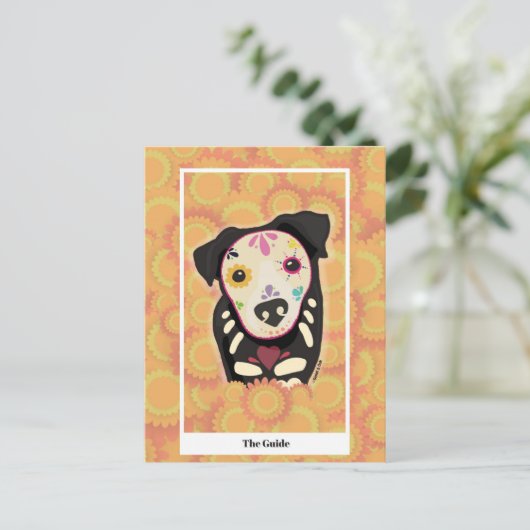 Der Guide – Día de los Muertos Hund Tarot Kunst Postkarte (Stehend Vorderseite)