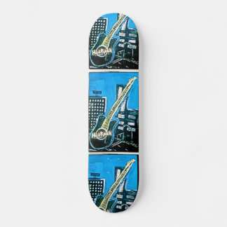 DER HARTE ROCK SKATEBOARD