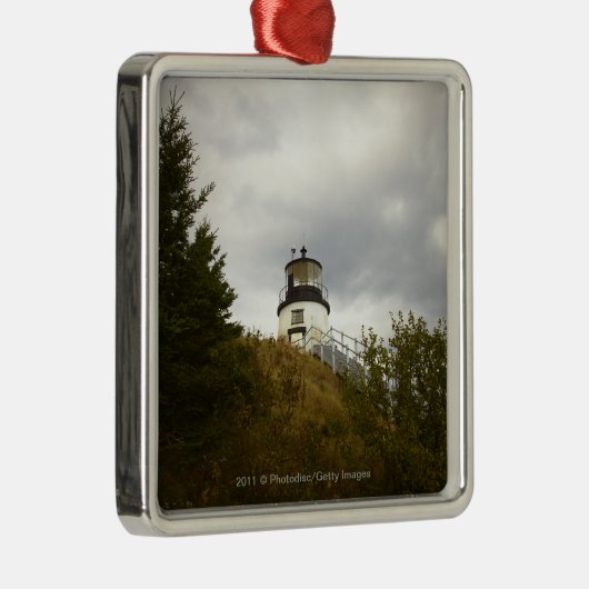 Der Hauptleuchtturm der Eule an einem bewölkten Silbernes Ornament (Rechts)