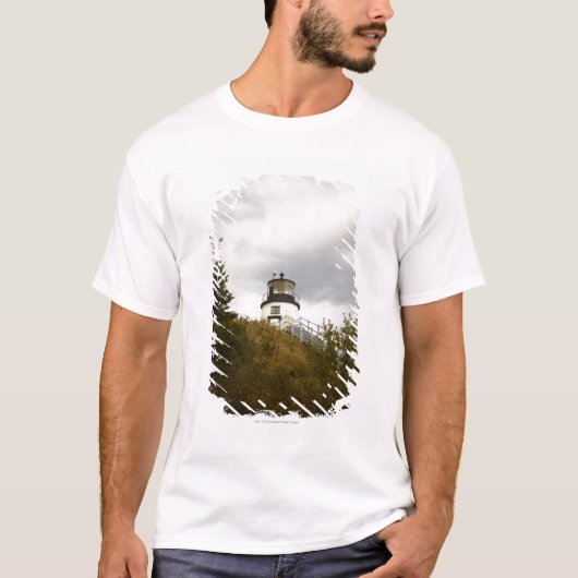 Der Hauptleuchtturm der Eule an einem bewölkten T-Shirt (Vorderseite)