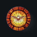 Der Heilige Geist (Bernini) Button<br><div class="desc">Darstellung des Christlichen Heiligen Geistes als Taube, von Gian Lorenzo Bernini, in der Apsis des Petersdom, c. 1660. Das Foto wird auf Dnalor 01 zurückgeführt. Der Heilige Geist, auch bekannt als der Heilige Geist, ist ein Aspekt oder Agent Gottes, mit dem Gott mit dem Volk kommuniziert oder auf ihm handelt....</div>