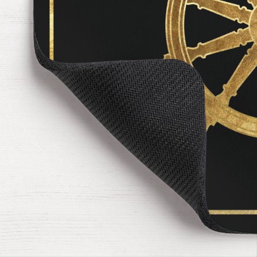 Der Helm des Schiffs Mousepad (Ecke)