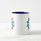 Der Helm des Schiffs Tasse (Zentrum)
