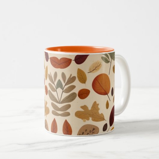 Der Herbst hinterlässt Gemusterten Hintergrund Zweifarbige Tasse (VorderseiteRechts)