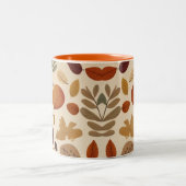 Der Herbst hinterlässt Gemusterten Hintergrund Zweifarbige Tasse (Mittel)