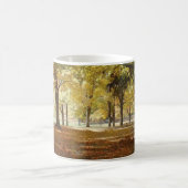 Der Herbst im Park stilisiert Kaffeetasse (Mittel)