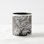 Der hinduistische Kush Zweifarbige Tasse (Mittel)