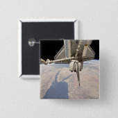 Der hintere Abschnitt des dockten Space Shuttles Button (Vorne & Hinten)