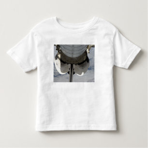 Der hintere Teil des Space Shuttle Endeavour 2 Kleinkind T-shirt