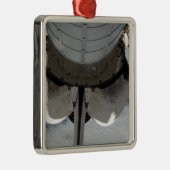 Der hintere Teil des Space Shuttle Endeavour 2 Ornament Aus Metall (Rechts)