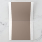 Der Hintergrund ist in verschiedenen Brauntönen ge Karte (Innenseite)