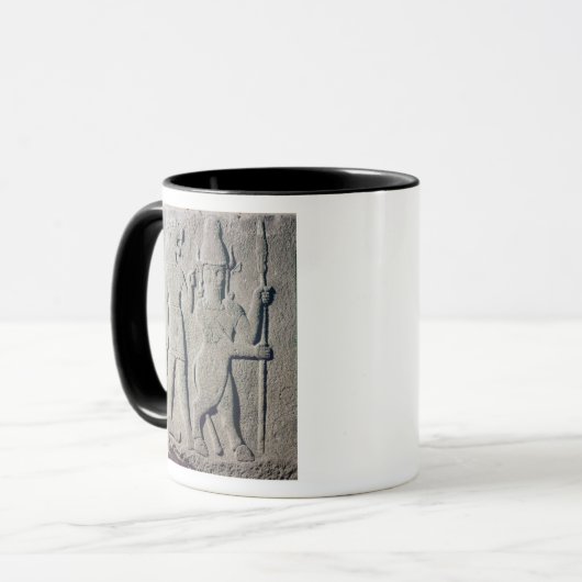 Der hittite-Gott Uomi, Karkemish Tasse (Vorderseite Links)