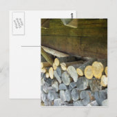 Der Holzstapel Postkarte (Vorne/Hinten)