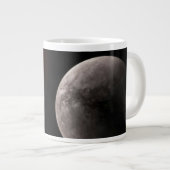 Der Hot Rocky Exoplanet Trappist-1 B. Jumbo-Tasse (Vorderseite Rechts)