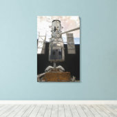 Der Hubble-Weltraumteleskop Space Shuttle Atlant Leinwanddruck (Insitu (Holzboden))