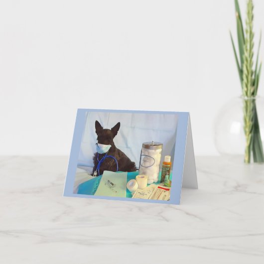 Der Hund ist in Karte (Vorderseite)