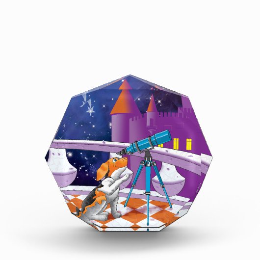 Der Hund schaut durch das Teleskop Fotoblock (Vorderseite)