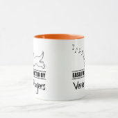 Der Hund wird von Veena-Spielern leicht abgelenkt Tasse (Zentrum)