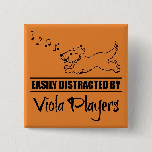 Der Hund wird von Viola Players leicht abgelenkt Button (Vorderseite)