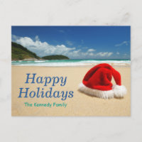Der Hut des Weihnachtsmanns am Strand