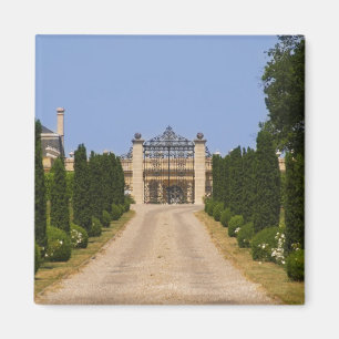 Der imposante Eingang zu Chateau Haut Sarpe, dem Magnet