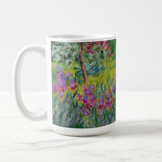 Der Iris-Garten in Giverny von Claude Monet Kaffeetasse (Links)