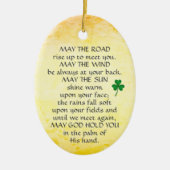 Der irische Segen lässt den Weg aufsteigen, Person Keramikornament (Vorne)