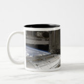 Der japanische Kibo-Komplex Zweifarbige Tasse (Links)