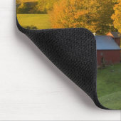 Der Jenne Bauernhof in Woodstock, Vermont. Fall. 2 Mousepad (Ecke)