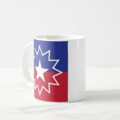 Der Juneteenth-Flaggen-Becher Kaffeetasse (Vorderseite Links)