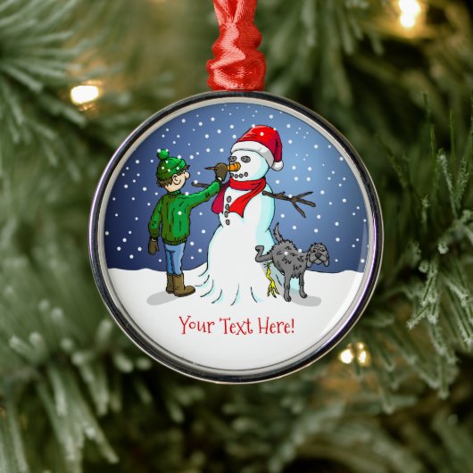 Der Junge macht einen wunderbaren Schneemann Ornament Aus Metall (Baum)