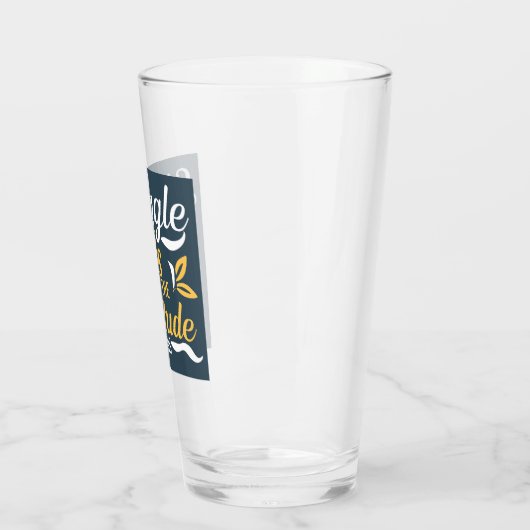 Der Kampf endet, wenn die Dankbarkeit beginnt Glas (Links)