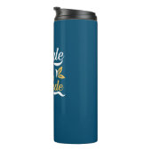 Der Kampf endet, wenn die Dankbarkeit beginnt Thermosbecher (Nach rechts gedreht)