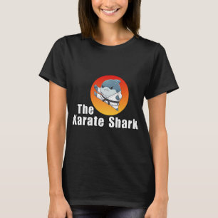 Der Karate-Hai T-Shirt