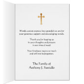 Der katholische Priester bietet Ihnen ein großes B (Innen (Rechts))