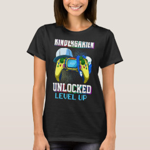Der Kindergarten entriegelt Level-Up-Gamer-Boys wi T-Shirt