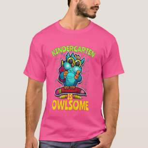 Der Kindergarten geht zurück in den Schulhof T-Shirt