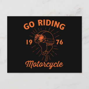 Der klassische Motorradfahrer-Helm Postkarte