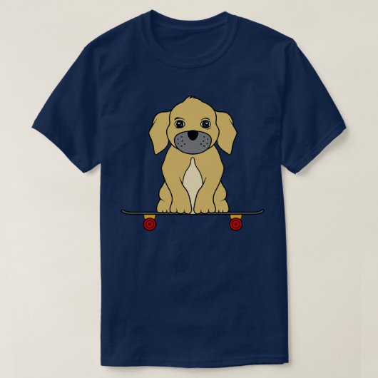 Der kleine Hund sitzt auf einem Skateboard T-Shirt (Design vorne)