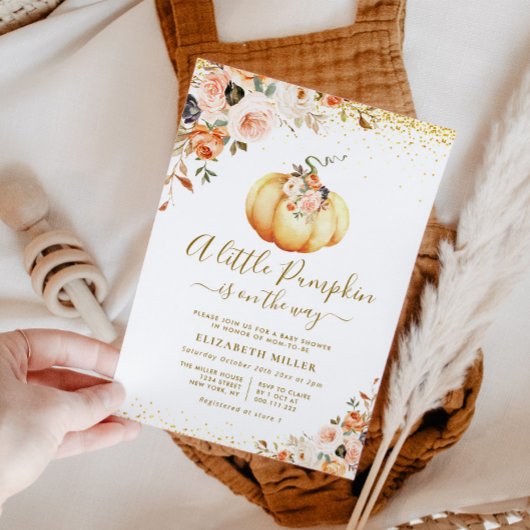 Der kleine Kürbis ist auf dem Weg zur Blüte Einladung