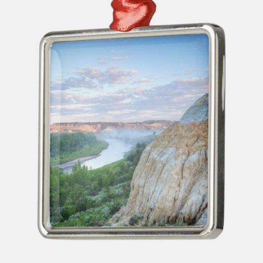 Der kleine Missouri-Fluss am Little Silbernes Ornament (Links)