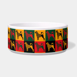 Der kluge portugiesische Wasserhund Napf