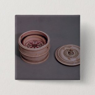 Der Kompass des Seemannes in einem Elfenbeinkasten Button