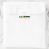 Der Kuchen trägt den Namen 1 - AC. Quadratischer Aufkleber (Tasche)